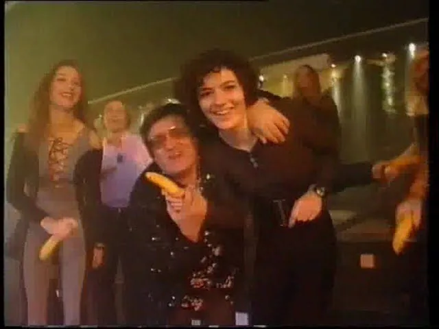 Ti si mangiate la banana video, frame at 50%
